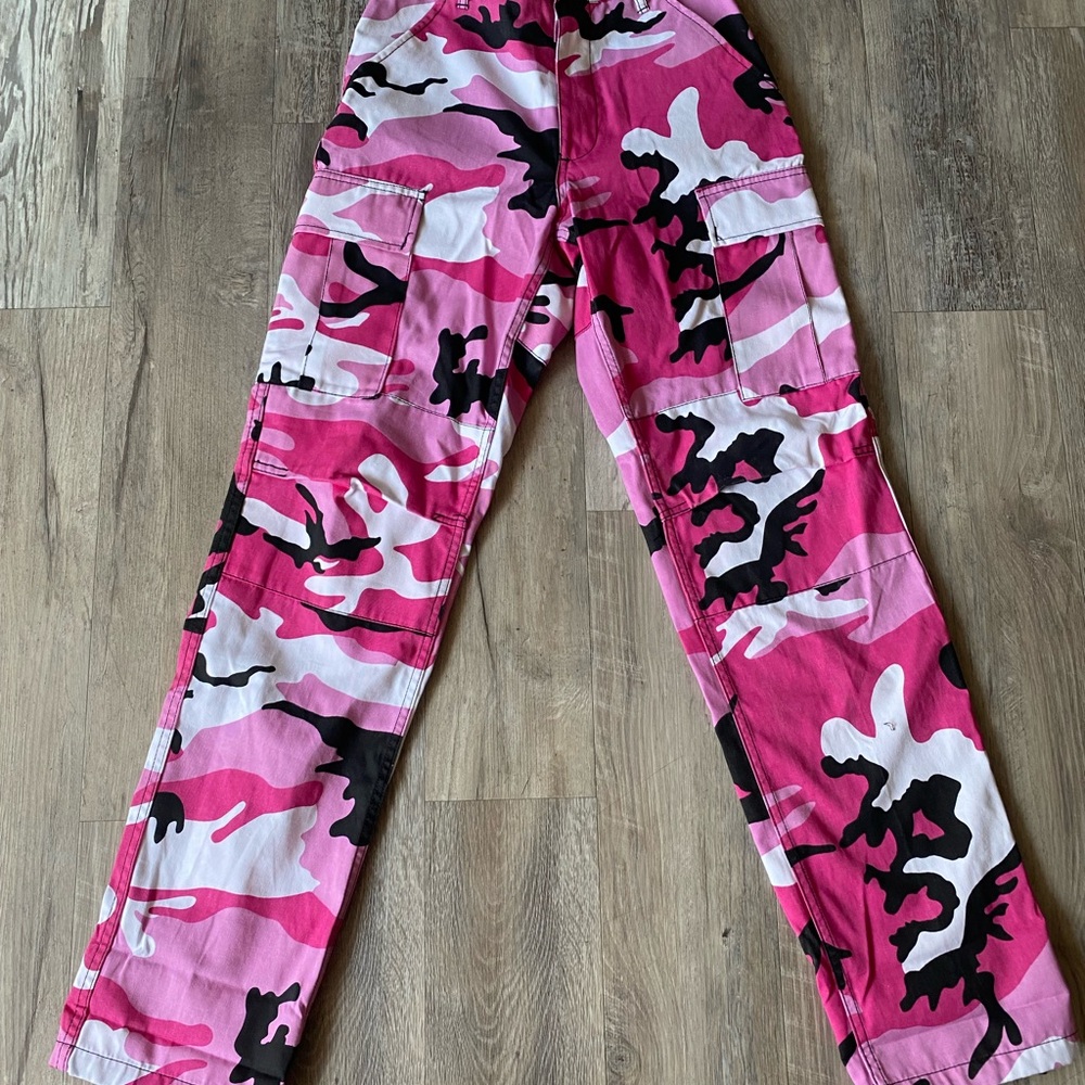 Pink Camouflage Cargo Pants